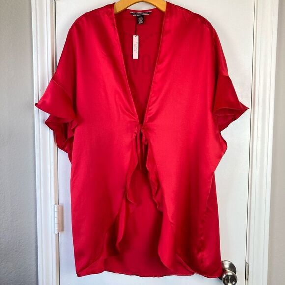 Victoria’s Secret Red Satin LOVE Heart Silky Kimono Robe‎ One Size Honeymoon NWT - Picture 1 of 6